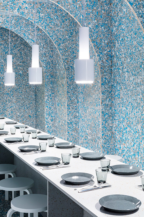 طراحی رستوران موقت با مواد بازیافتی در نیویورک