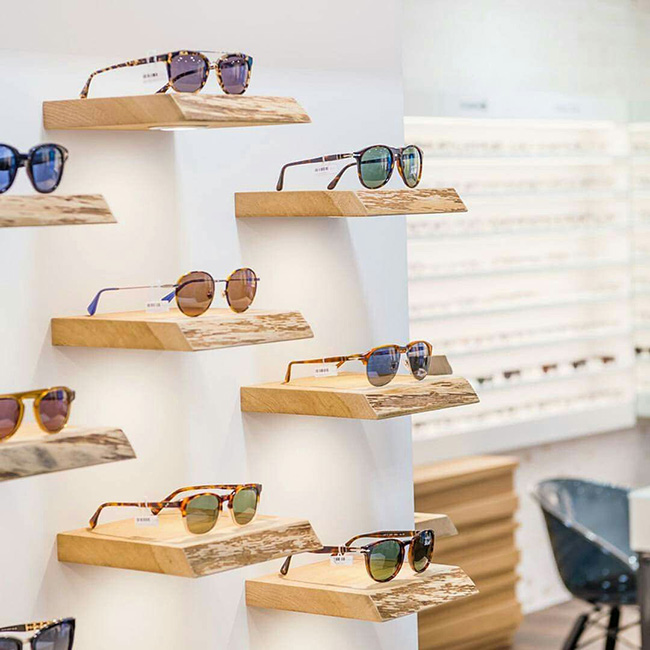 طراحی ویترین فروشگاه عینک