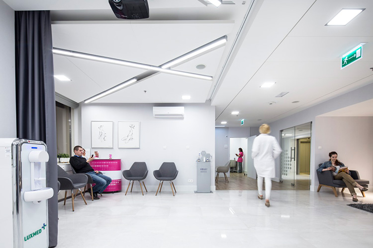 طراحی داخلی کلینیک پزشکی مدرن