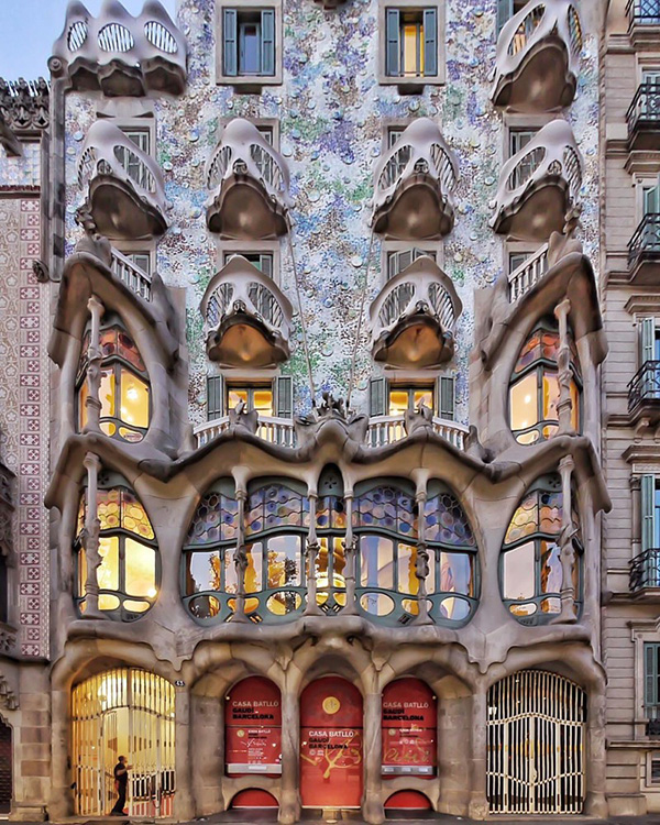 معماری شهر بارسلونا