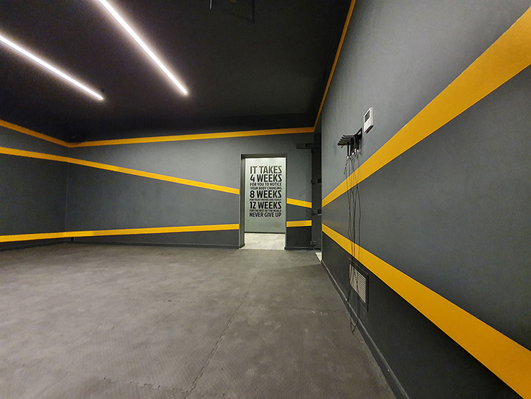 طراحی دیوار باشگاه