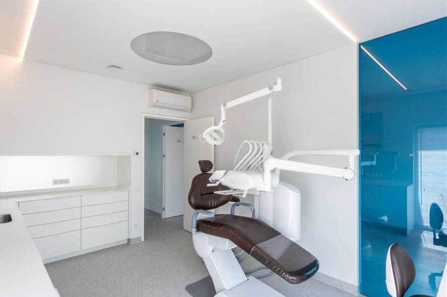 دکوراسیون داخلی مطب دندانپزشکی شیک