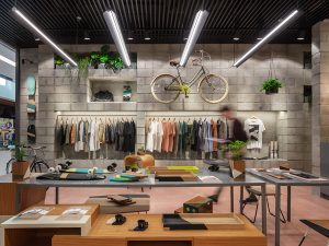 بازسازی و طراحی داخلی مغازه