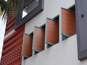 آجرهای سفالی و کفپوش های چوبی در بازسازی معماری آپارتمان مسکونی