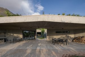 معماری ویلای بتنی در طبیعت اثر مهران خوشرو