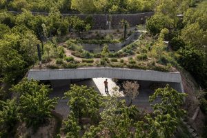 معماری ویلای بتنی در طبیعت اثر مهران خوشرو