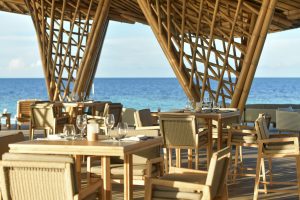 سازه ای از بامبو در معماری رستوران دریایی