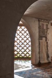 کاربرد آجر در طراحی نمای تجاری
