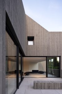 چوب در طراحی نما ویلا