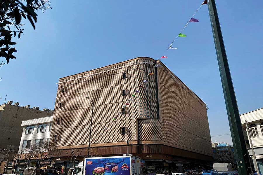 بازسازی ساختمان اداری تجاری