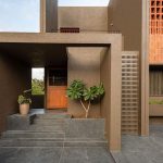 طراحی نما با آجر و بتن
