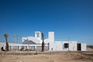 معماری خانه ای رو به خلیج فارس