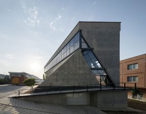 معماری ساختمان ارتباطات آوا
