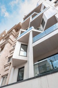 معماری ساختمان مسکونی گوشه ها
