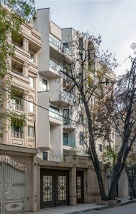 معماری ساختمان مسکونی گوشه ها