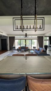 معماری ویلا حیاط