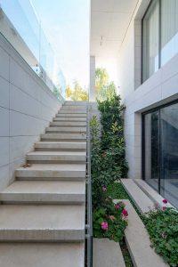 معماری خانه پیرامون خور