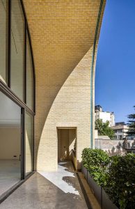 معماری ساختمان مسکونی راز