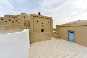 بازسازی اقامتگاه آینه سیستان
