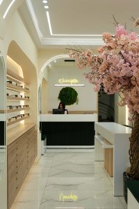 طراحی داخلی عینک فروشی