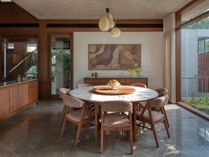 بتن و چوب در طراحی ویلا