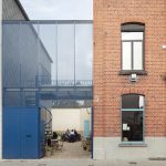 آجر در ساختمان مسکونی تجاری