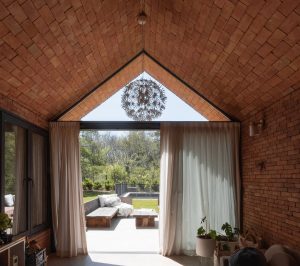 نمای آجری ویلا