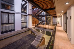 آجر و بتن در طراحی ساختمان مدرن