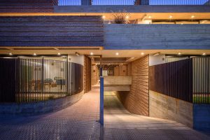 آجر و بتن در طراحی ساختمان مدرن