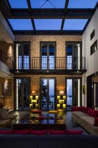 سبک مدرن و سنتی در ویلا