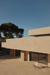 ساختمان مسکونی مدرن فلت