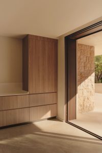 ساختمان مسکونی مدرن فلت