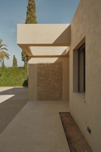 ساختمان مسکونی مدرن فلت