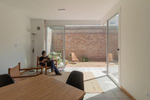 آجر در ساختمان مسکونی دوبلکس