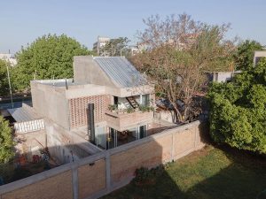 آجر در ساختمان مسکونی دوبلکس