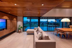 آجر در ساختمان ویلا مدرن