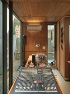 چوب و بتن در طراحی داخلی منزل