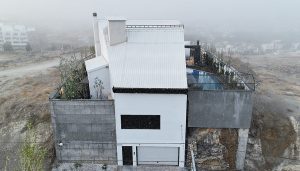 معماری ویلا صخره ای