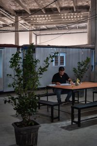 طراحی دفترکار موقت شرکت ساختمان سازی سورنا