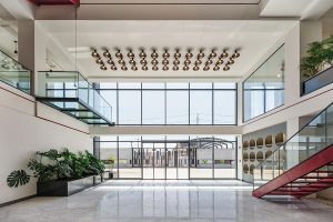 معماری ساختمان اداری کارخانه تارادیس