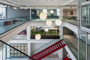 معماری ساختمان اداری کارخانه تارادیس