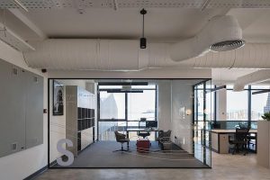 معماری ساختمان اداری کارخانه تارادیس