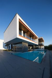 معماری ویلا اسبچین