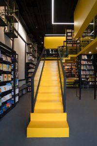 طراحی داخلی فروشگاه کتاب