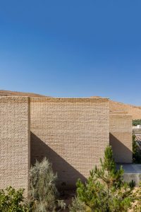 معماری ویلا بی نشاط