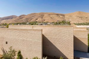 معماری ویلا بی نشاط