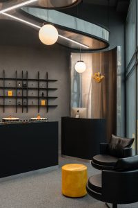 طراحی فروشگاه عطر فراگ