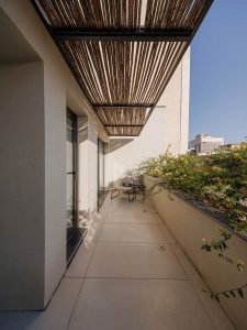 بازسازی خانه کاغذی