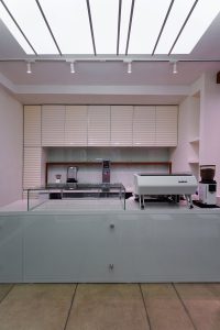 طراحی داخلی کافه بیت