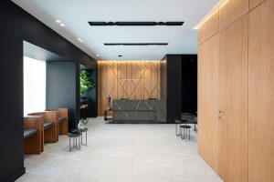 طراحی کلینیک زیبایی درخشش خاموش